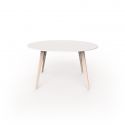 Table à manger ronde Faz Wood plateau HPL blanc intégral, pieds chêne blanchis, Vondom, diamètre 120cm H74cm