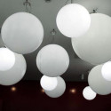 Lampe Globo Hanging Out, Slide Design blanc Diamètre 200 cm