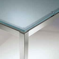 Kuadro table carrée, Pedrali, plateau en verre dépoli, 80x80cm