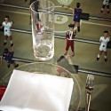Table à manger baby foot ovale, RS Barcelona rouge Hauteur 100 cm