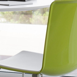 Lot de 4 chaises Tweet 897, Pedrali vert et blanc, Pieds chromés